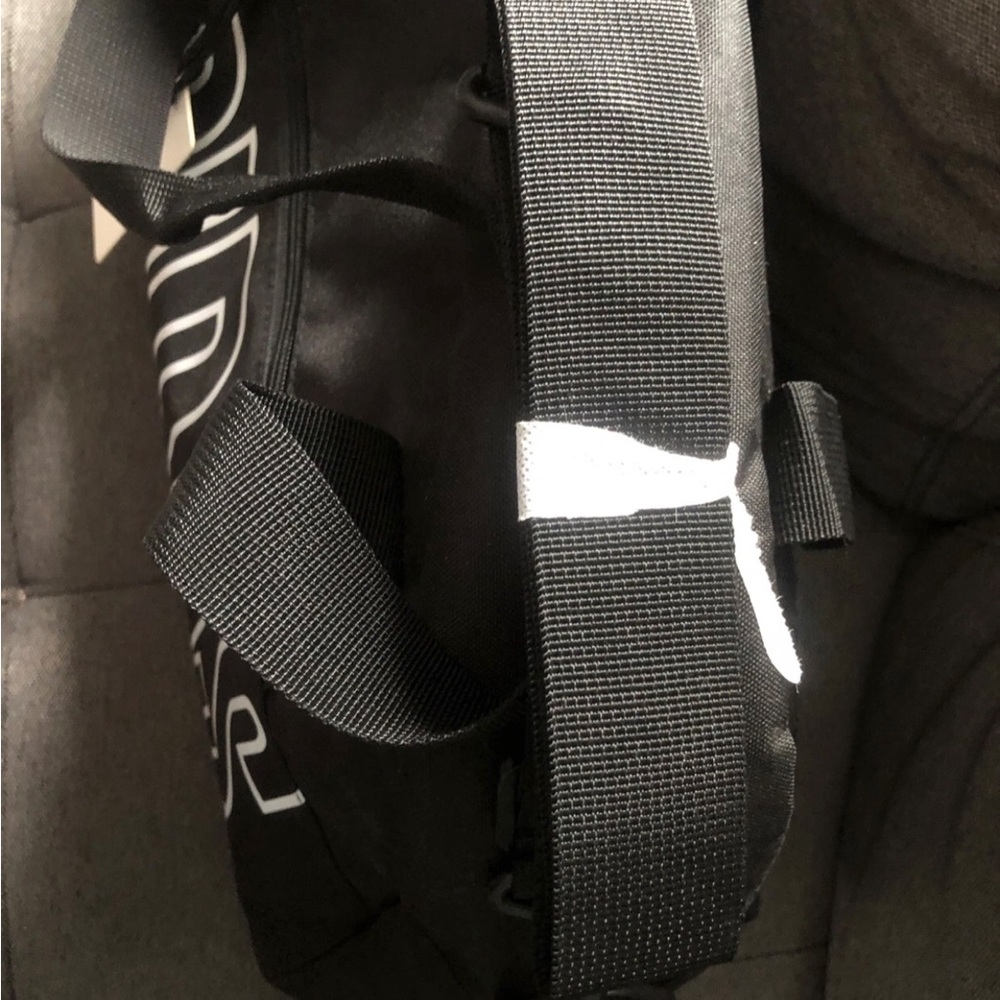 Adidas Black Travel Bag with Sporty Design - Picture 3 of 5